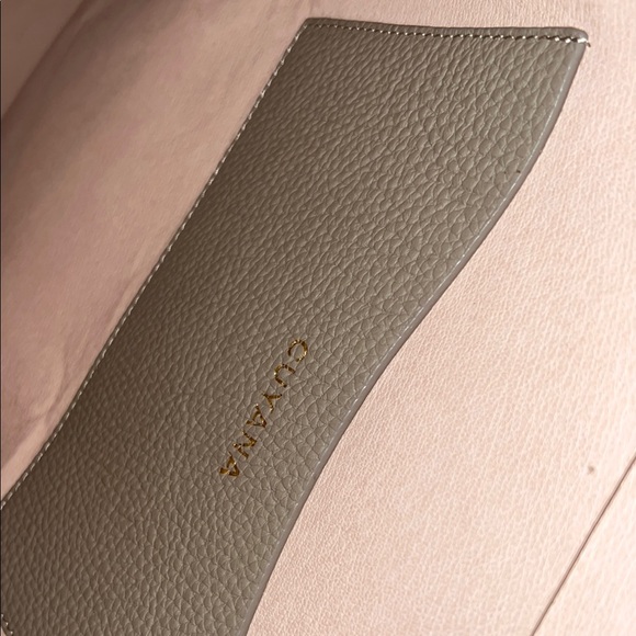 CUYANA Elegant Taupe LEATHER Tote Bag - Picture 12 of 16